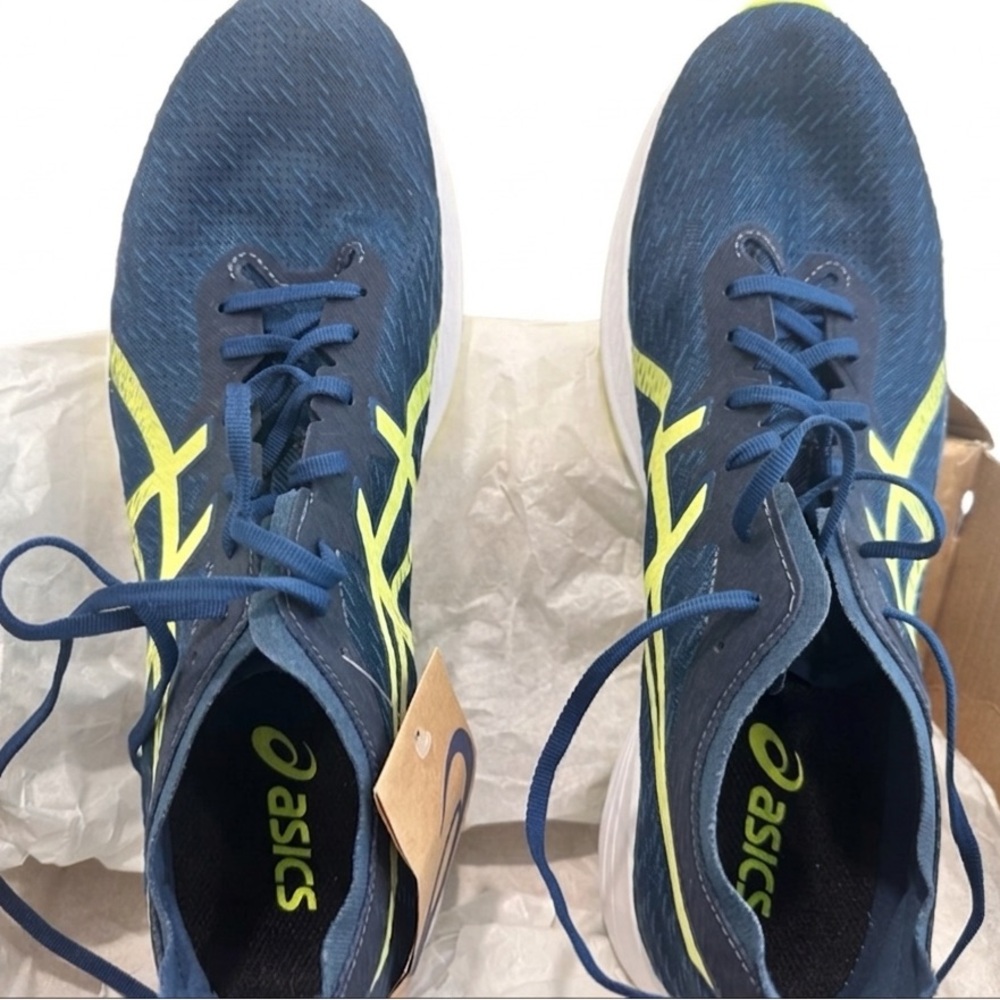 ASICS Men’s Navy & Neon Running Shoes (US 12)